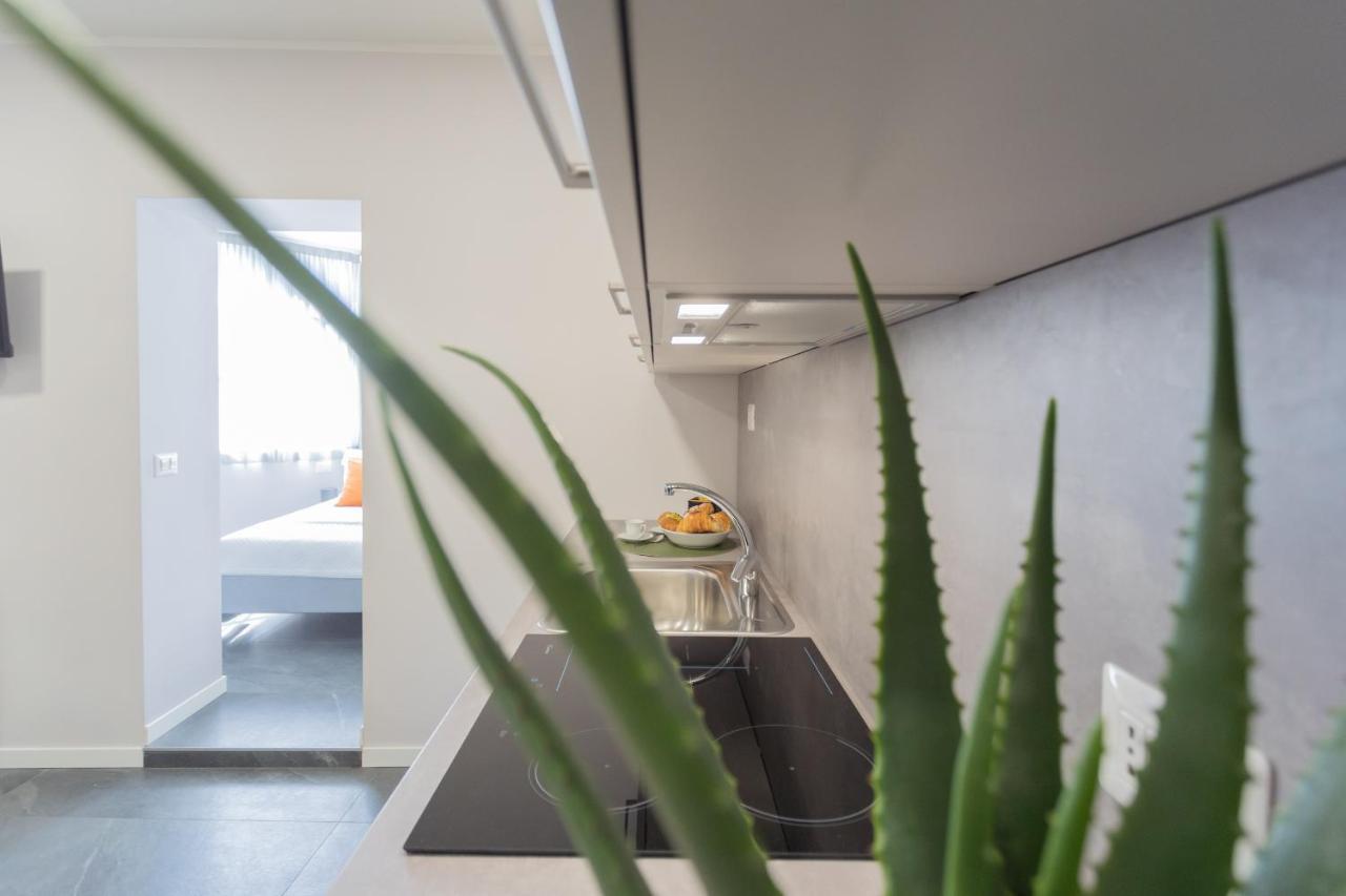 Sant'Agostino Apartments By Rent All 코모 외부 사진