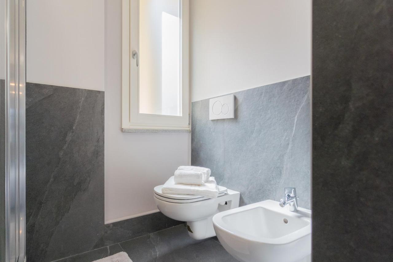 Sant'Agostino Apartments By Rent All 코모 외부 사진