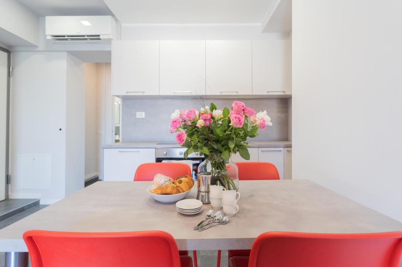 Sant'Agostino Apartments By Rent All 코모 외부 사진