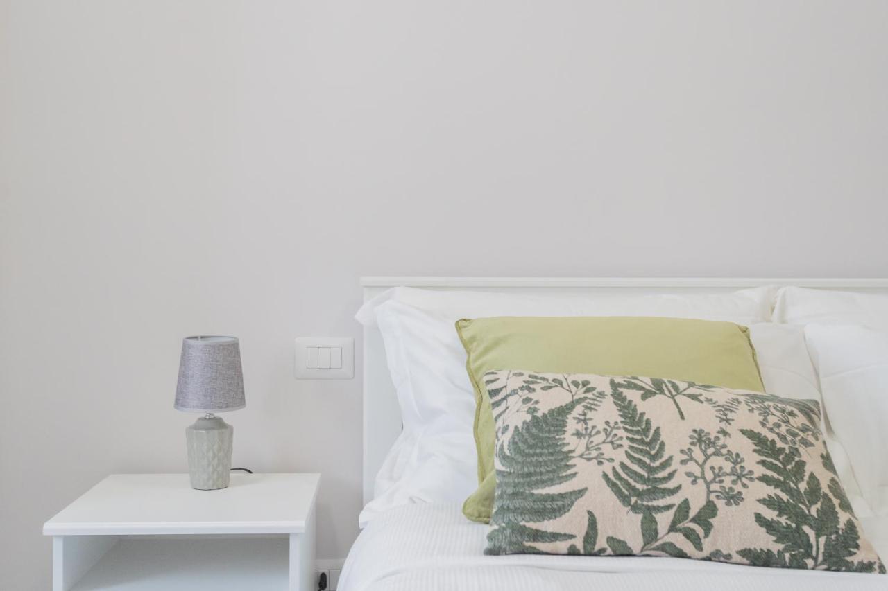 Sant'Agostino Apartments By Rent All 코모 외부 사진